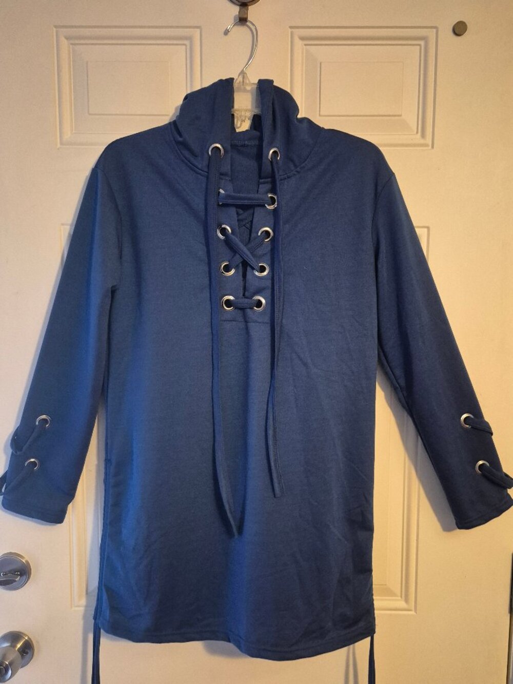 Hooded Sweatshirt, Soto, Medium. Royal Blue. 99 cotton.